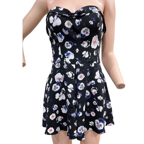 Guess Floral Sleeveless Romper Black Size 2 - Picture 3 of 14